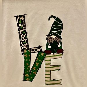 Everyone loves a tee shirt : The four leaf clover love Gnome.